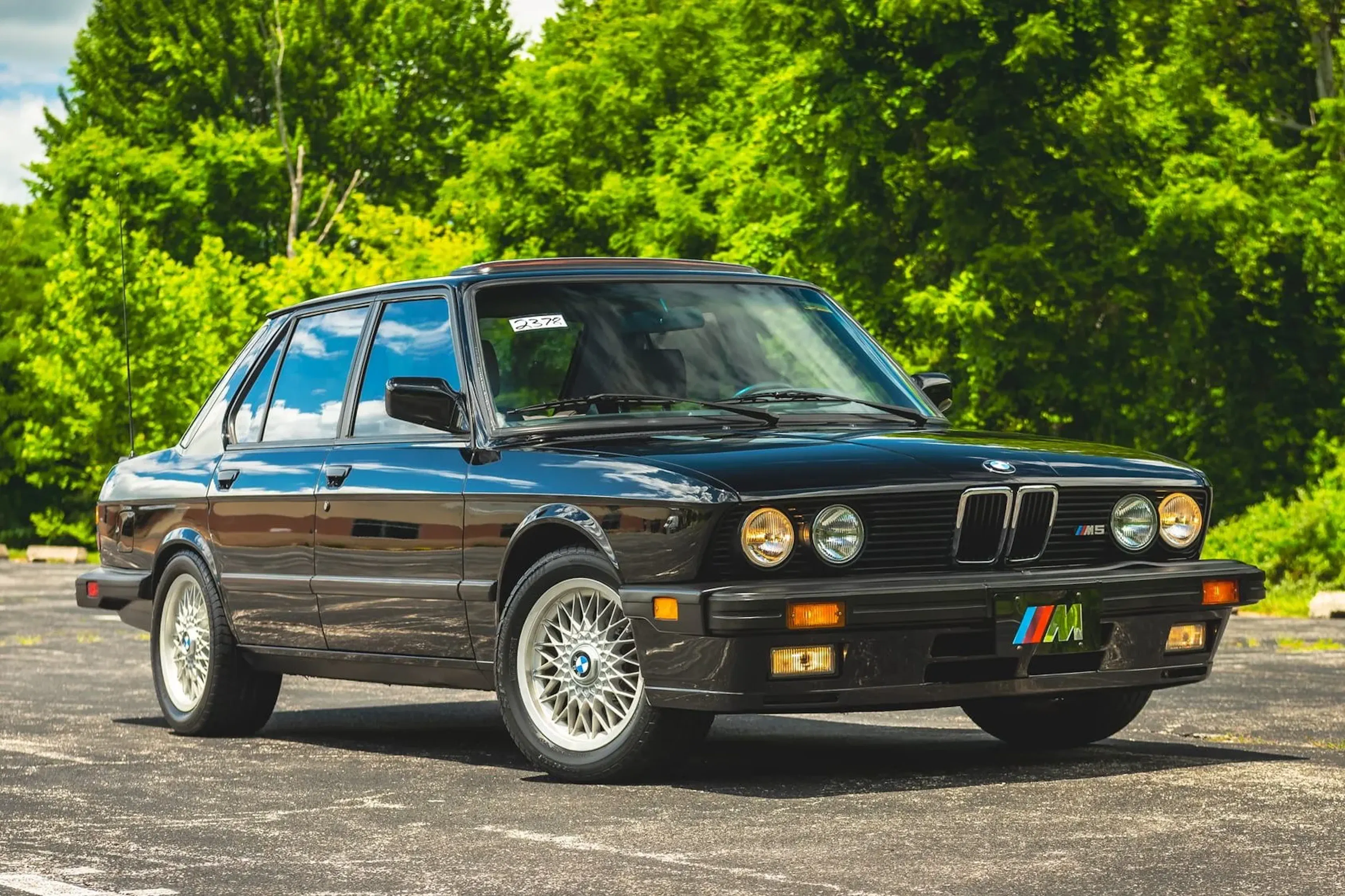1988 BMW M5 VIN WBSDC9302J2791042 | Hagerty Valuation Tools®